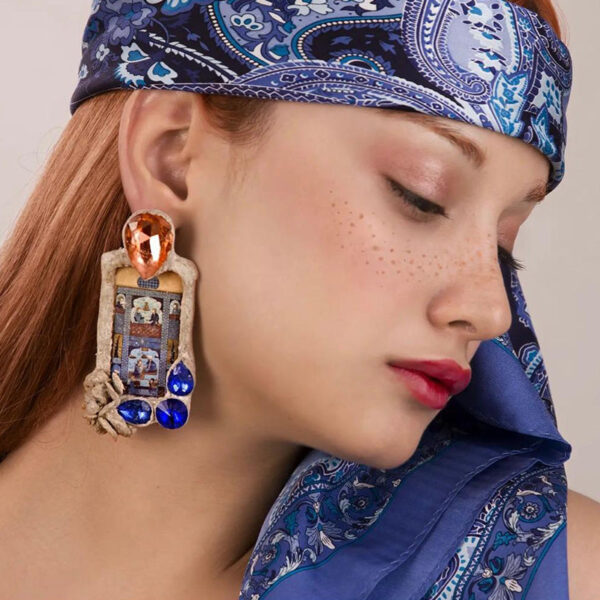 Idol Earrings